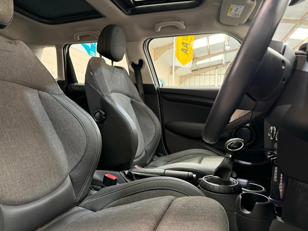 Mini Hatch 1.5L Cooper Silver #6