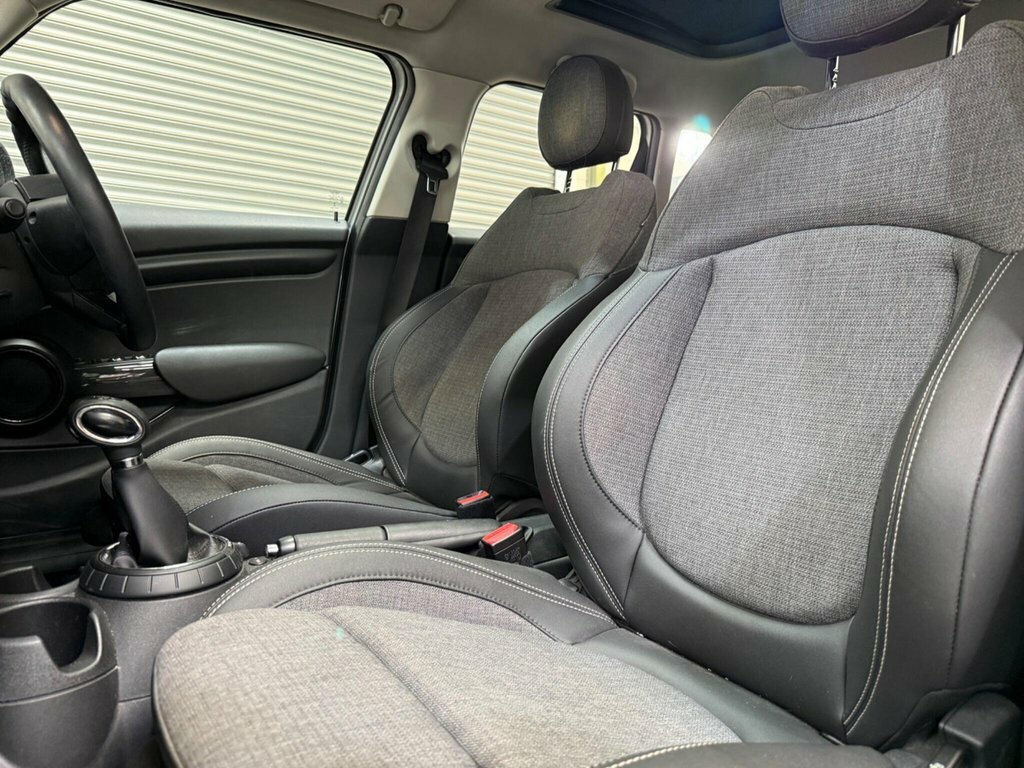 Mini Hatch 1.5L Cooper Silver #2