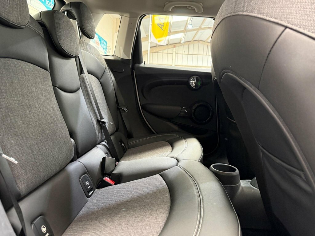 Mini Hatch 1.5L Cooper Silver #5