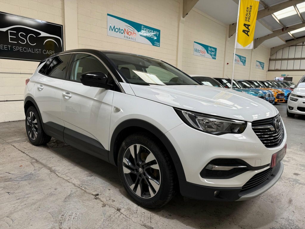 Vauxhall Grandland X 1.2L Sri Nav White