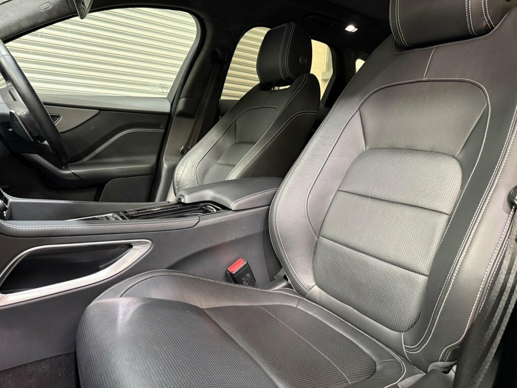 Jaguar F-Pace 2L Chequered Flag Grey #3