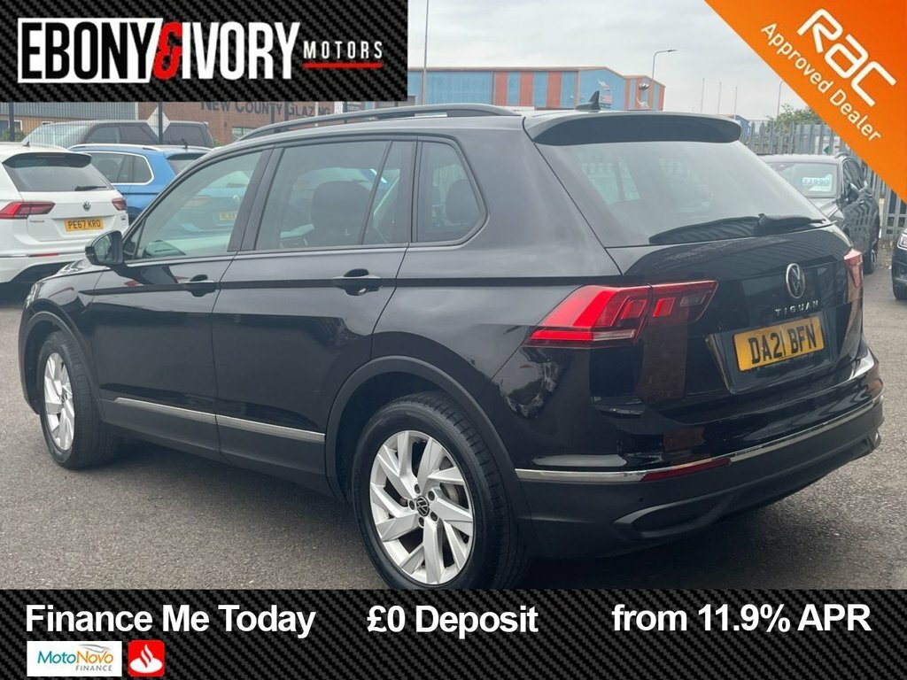 Volkswagen Tiguan 1.5L Life Black #3