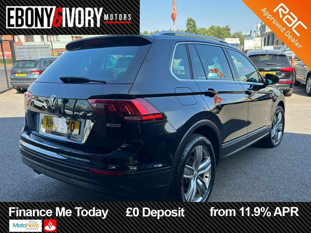 Volkswagen Tiguan 2L Match MH19SKO Black #5