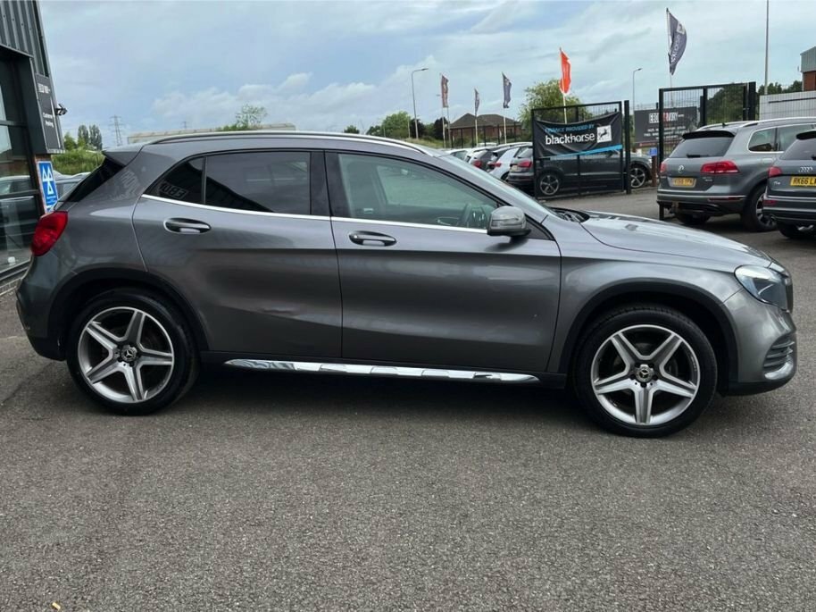 Mercedes-Benz GLA Class 2.1L Amg Line Grey #6