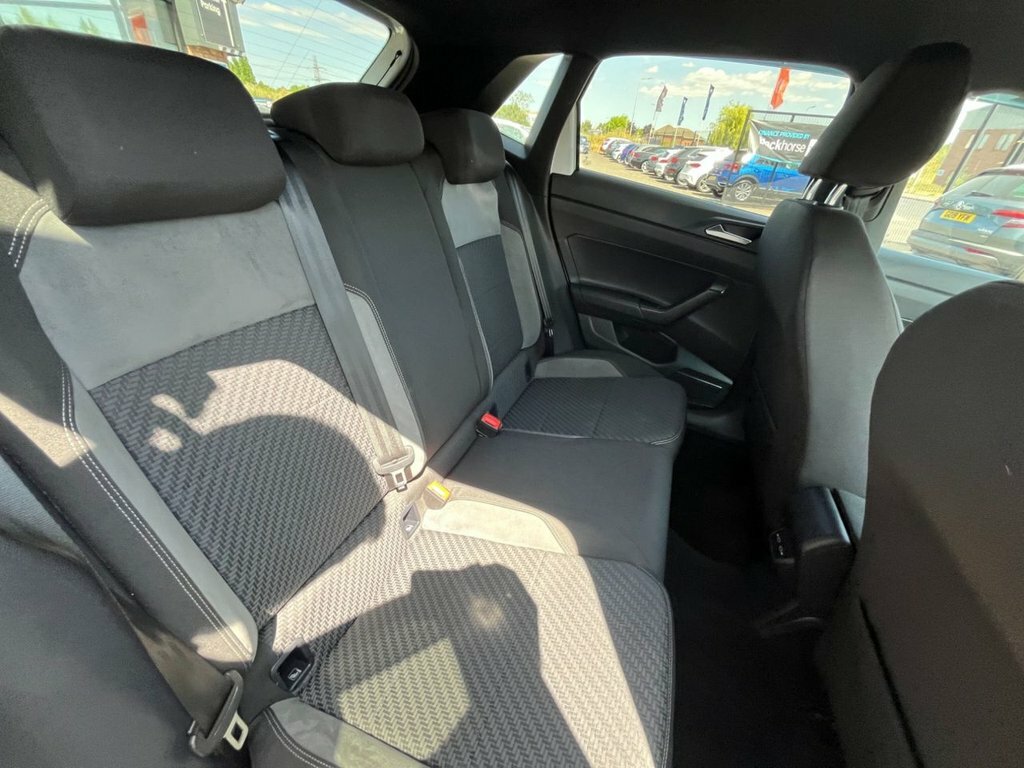 Volkswagen Polo Active Blue #13