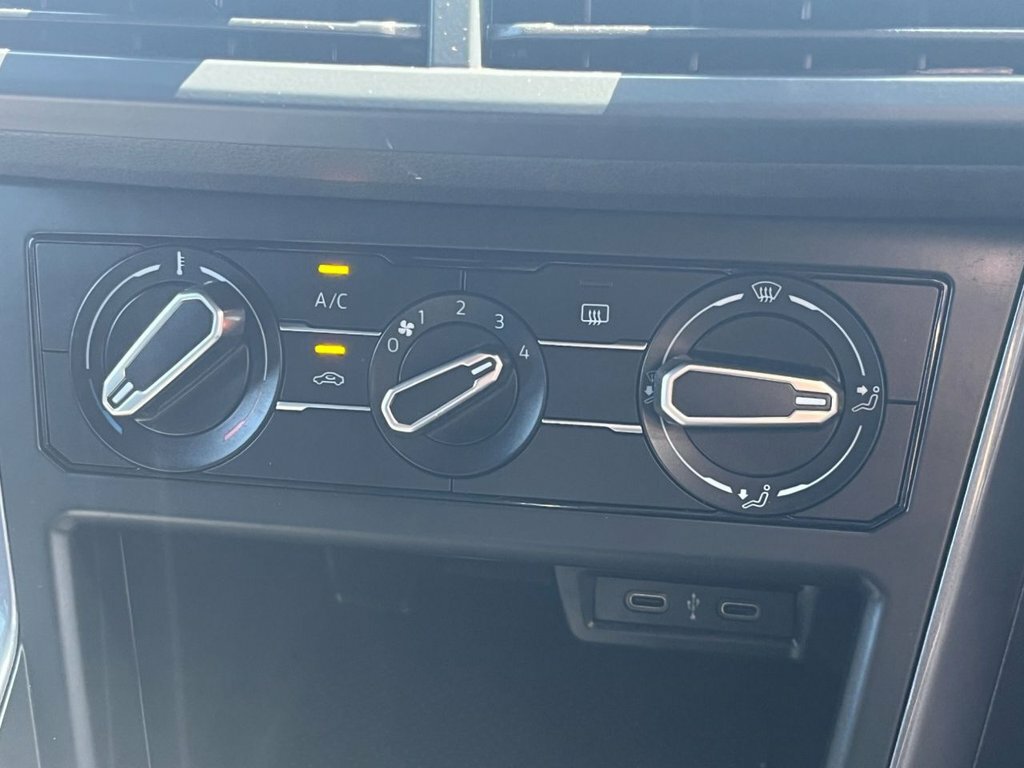 Volkswagen Polo Active Blue #20