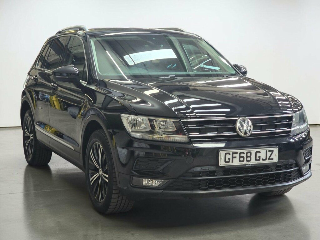 Volkswagen Tiguan 2.0 Tdi Se Navigation Dsg 4Motion Euro 6 Ss Black