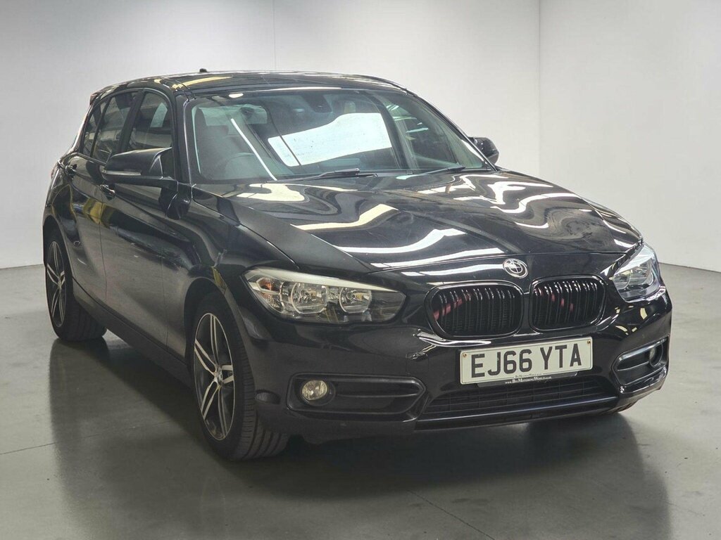 BMW 1 Series M135i Navigation Black #1