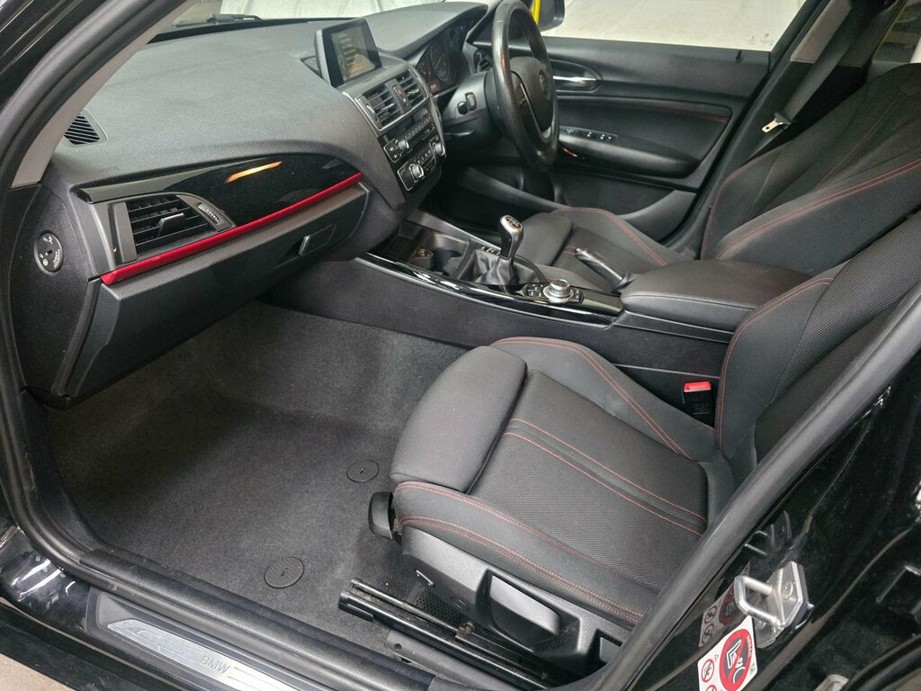 BMW 1 Series M135i Navigation Black #17