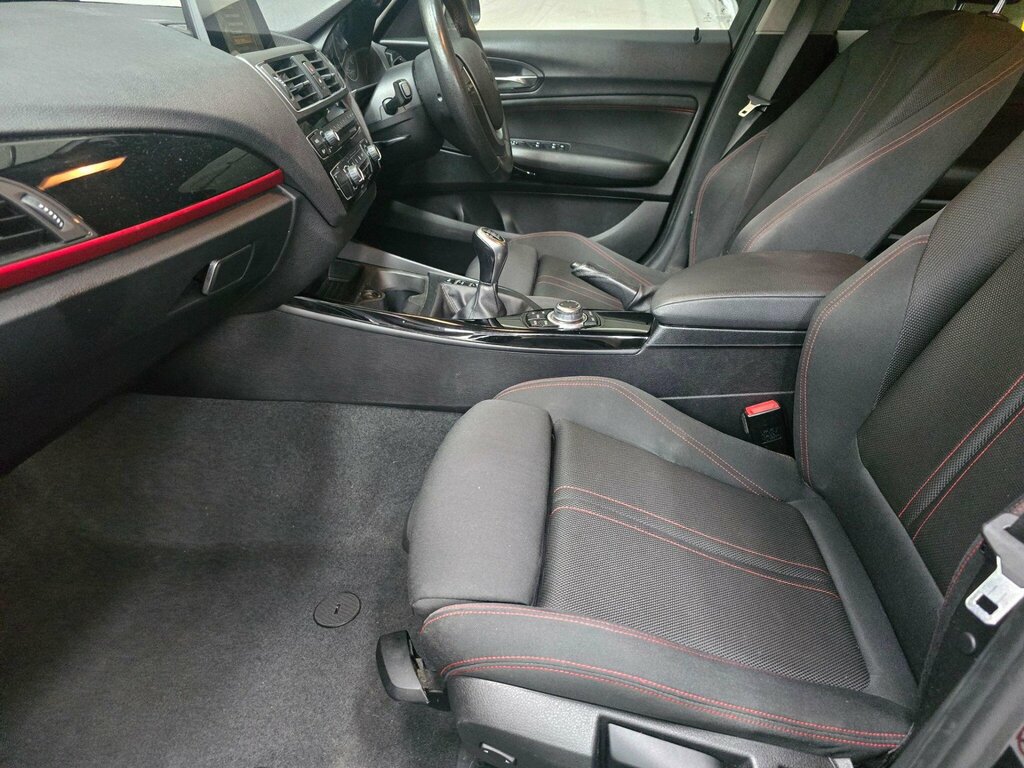 BMW 1 Series M135i Navigation Black #18