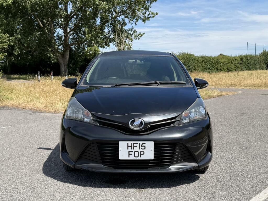 Toyota Vitz 1.0 2015 Toyota Vitz 1.0 Black Black #2