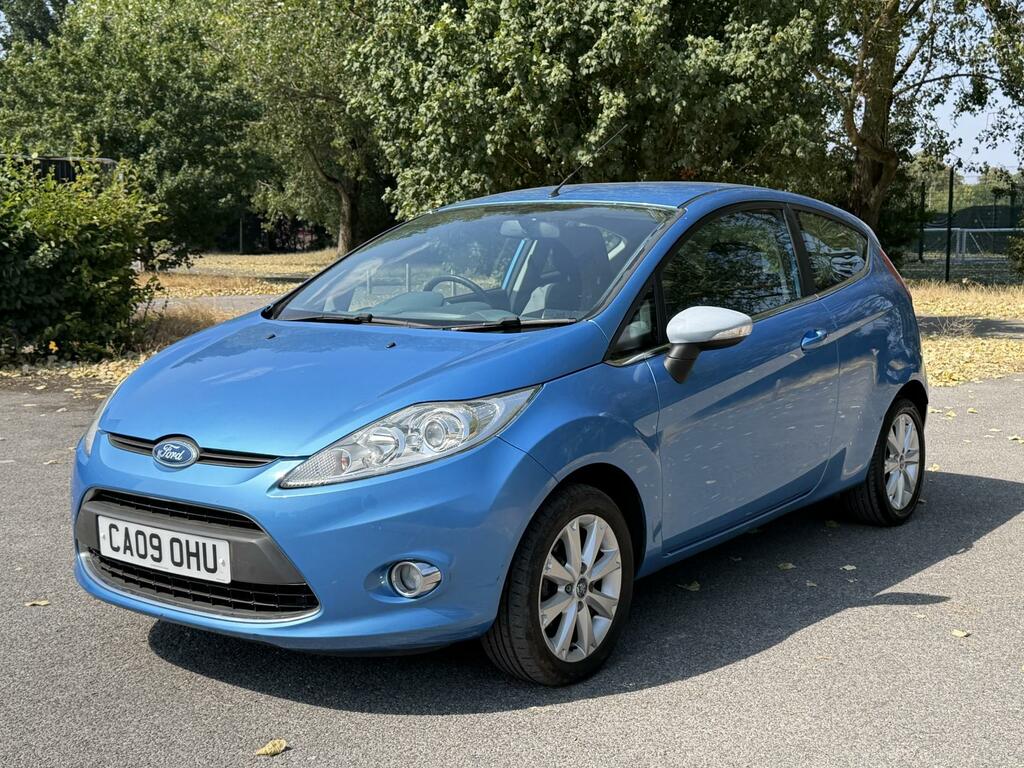 Ford Fiesta 1.25 Zetec Hatchback 133 G Km 8 CA09OHU Blue #3
