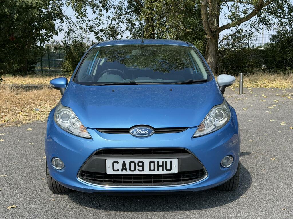 Ford Fiesta 1.25 Zetec Hatchback 133 G Km 8 CA09OHU Blue #2