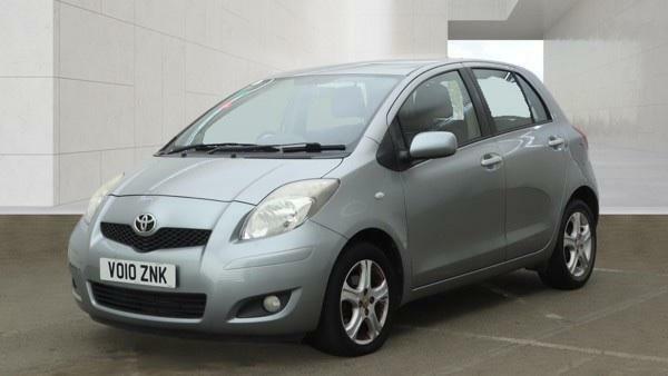 Toyota Yaris 1.33 Dual Vvt-i Tr Hatchback Multimode VO10ZNK Silver #2