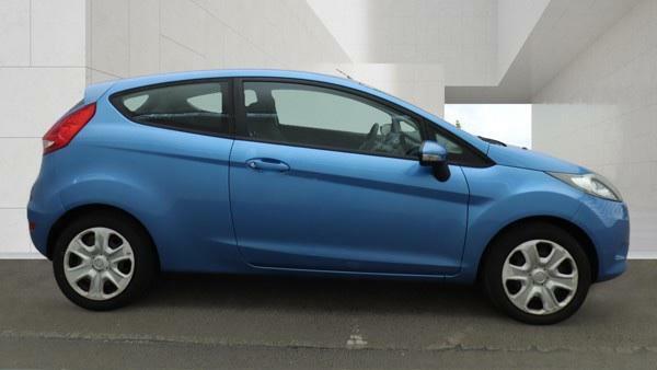 Ford Fiesta Zetec Red #5