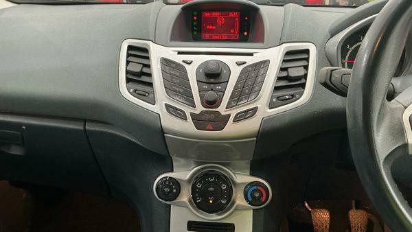 Ford Fiesta Hatchback 1.4 Zetec 201010 Red #1