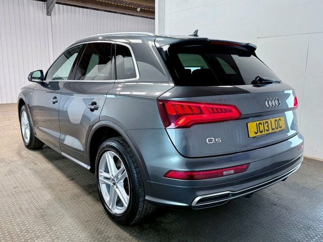 Audi Q5 2019 2.0 Tdi 40 S Line Suv S Tronic Qua Grey #4