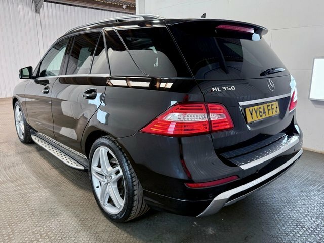 Mercedes-Benz M Class 2014 3.0 Ml350 V6 Bluetec Amg Line Suv Black #4