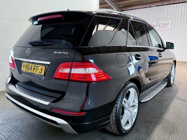Mercedes-Benz M Class 2014 3.0 Ml350 V6 Bluetec Amg Line Suv Black #6