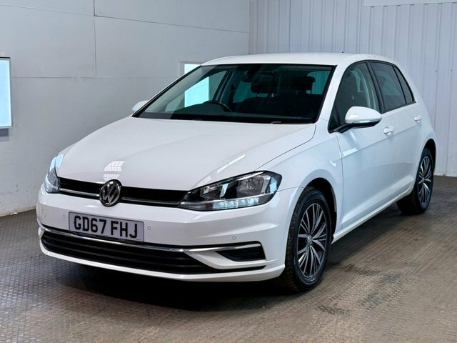 Volkswagen Golf 2018 1.6 Tdi Bluemotion Tech Se Nav Hatchback GD67FHJ White #3