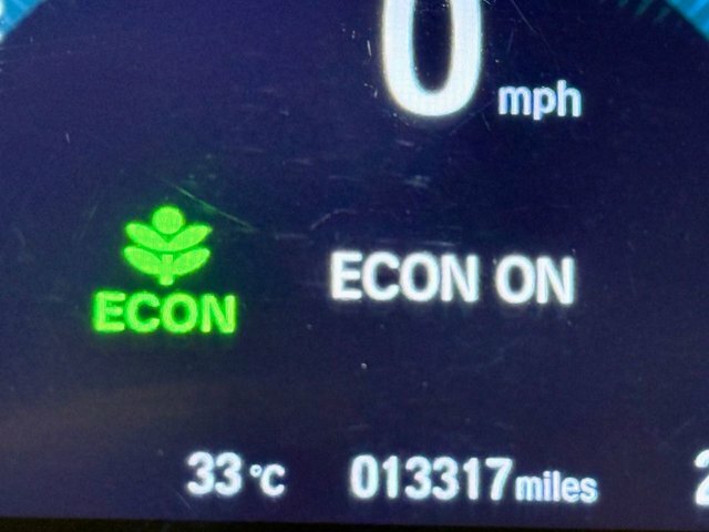 Honda Civic 1.5 Vtec Turbo Sport Hatchback Cvt Euro White #36