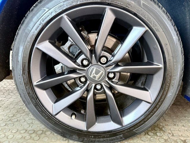 Honda Civic 1.5 Vtec Turbo Sport Hatchback Cvt Euro White #14