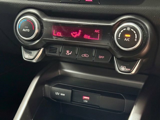 Kia Stonic Stonic 2 White #20