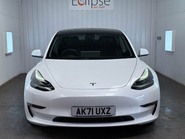 Tesla Model 3 2021 Dual Motor Performance Saloon AK71UXZ White #2