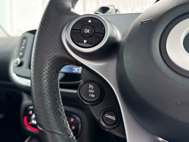 Smart Fortwo Cabrio Cabrio 2017 17 Blue #15