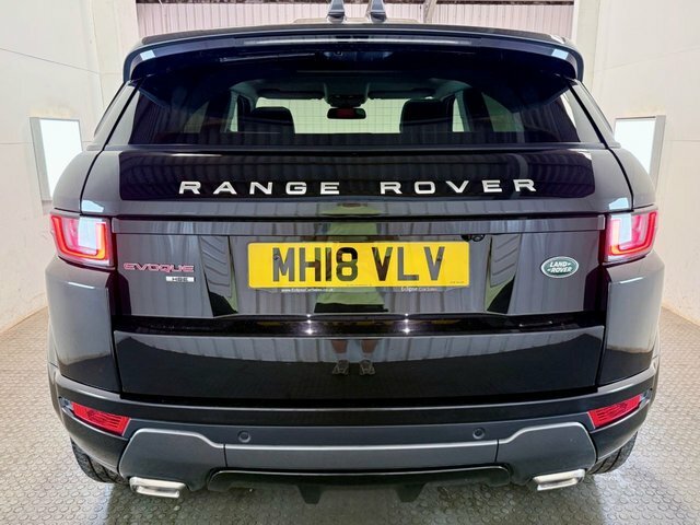 Land Rover Range Rover Evoque 2018 2.0 Td4 Hse Dynamic Lux Suv 4 MH18VLV Black #5