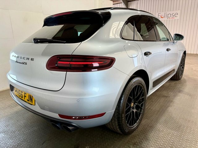Porsche Macan 2016 3.0T V6 Gts Suv Pdk 4Wd Euro 6 S YH66FJN Silver #6