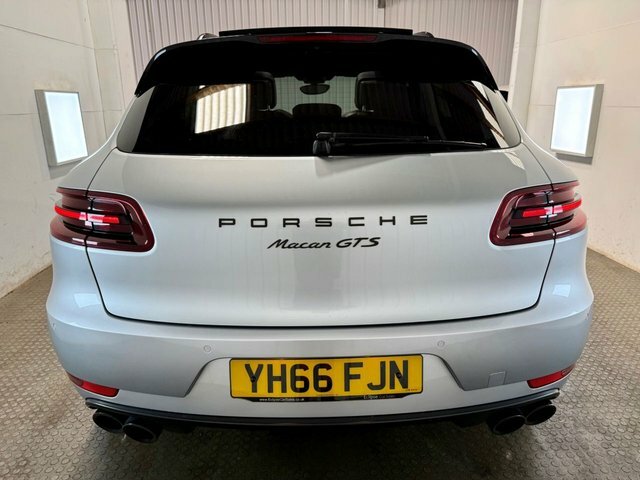 Porsche Macan 2016 3.0T V6 Gts Suv Pdk 4Wd Euro 6 S YH66FJN Silver #5