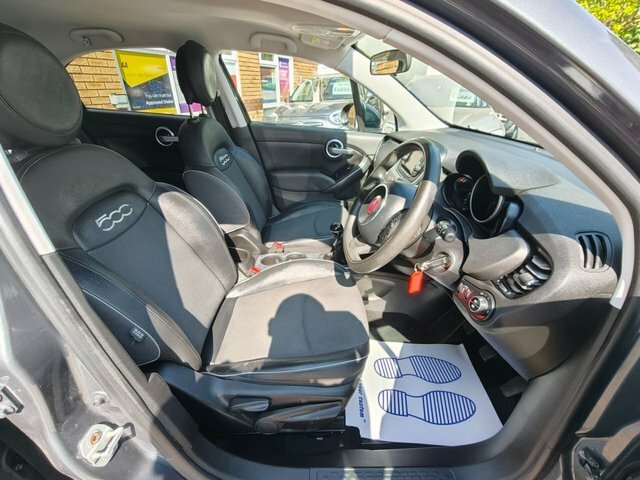 Fiat 500X Red #8