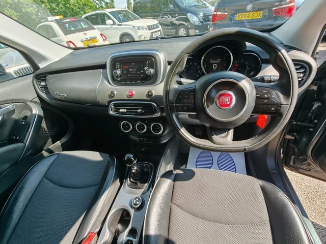 Fiat 500X Red #9