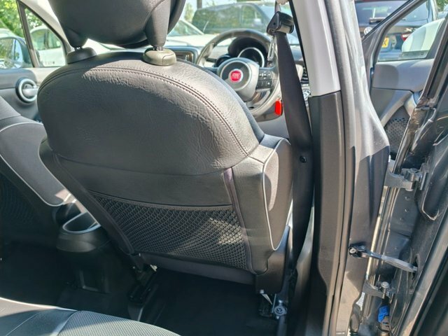 Fiat 500X Red #22