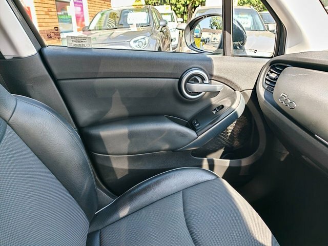 Fiat 500X Red #19