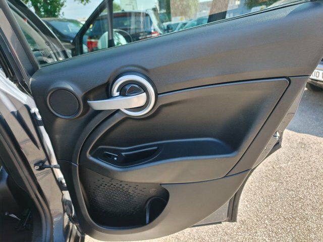 Fiat 500X Red #23