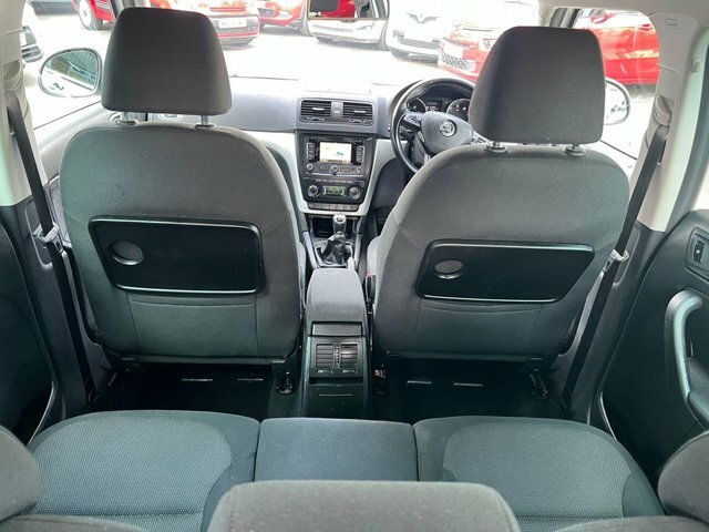 Skoda Yeti Suv 1.2 Tsi S 201414 Black #42