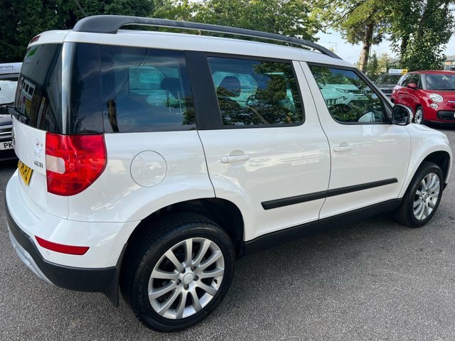 Skoda Yeti 1.2 Tsi Se Outdoor Euro 5 105 P White #5