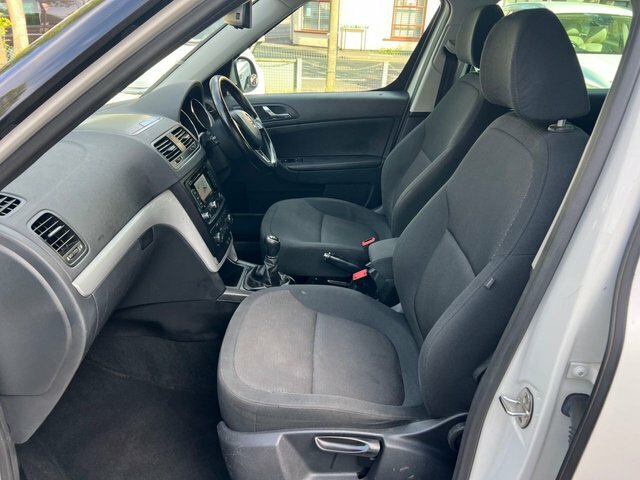Skoda Yeti Suv 1.2 Tsi S 201414 Black #50