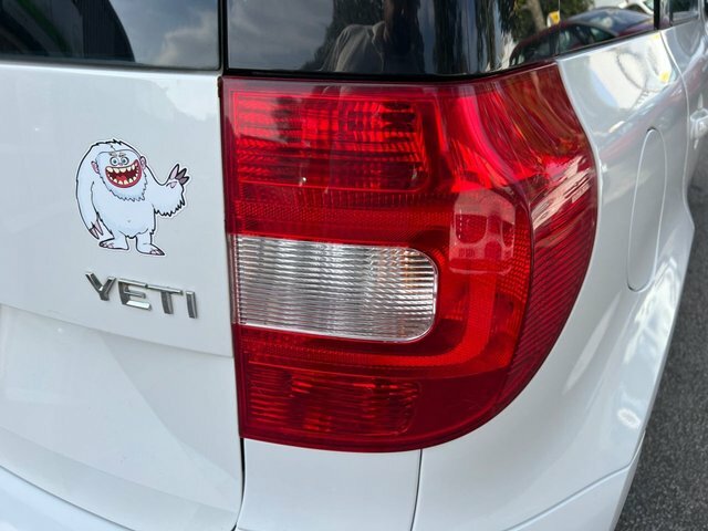 Skoda Yeti Suv 1.2 Tsi S 201414 Black #17