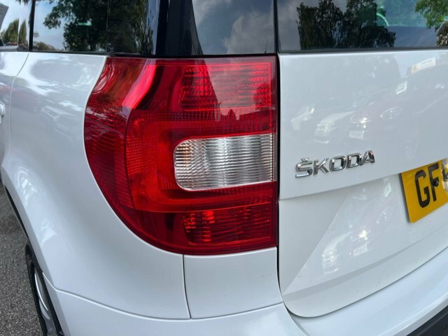 Skoda Yeti Suv 1.2 Tsi S 201414 Black #14
