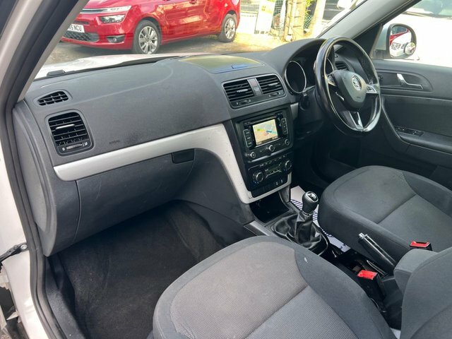 Skoda Yeti Suv 1.2 Tsi S 201414 Black #49