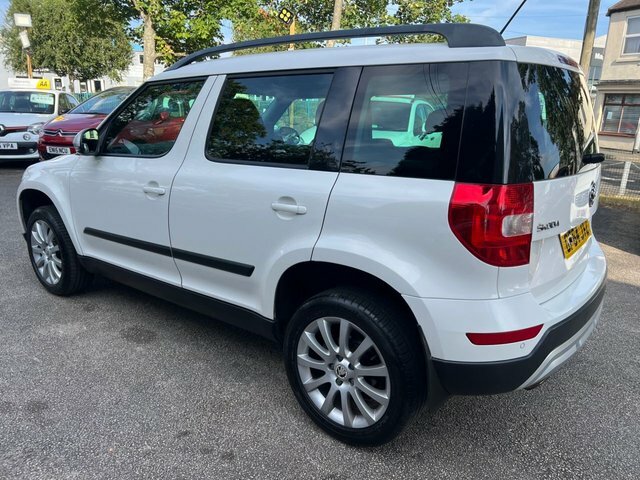 Skoda Yeti Suv 1.2 Tsi S 201414 Black #9
