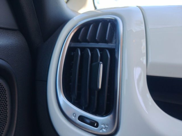 Fiat 500L 1.4 L Pop Star White #46