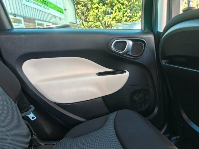 Fiat 500L 1.4 L Pop Star White #30