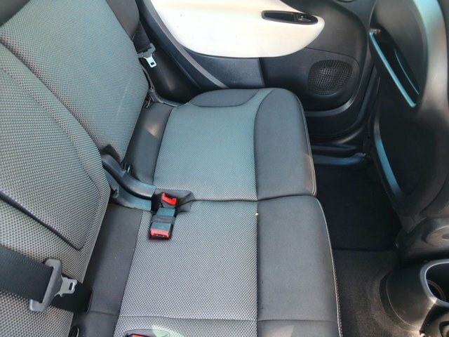 Fiat 500L 1.4 L Pop Star White #33