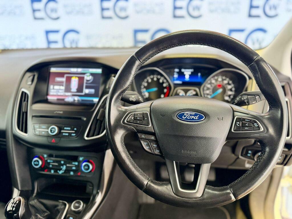 Ford Focus 1.0T Ecoboost Zetec Euro 6 S S Red #23