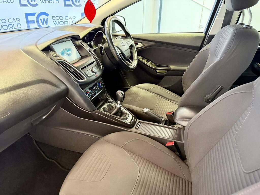 Ford Focus 1.5 Tdci Zetec Edition Euro 6 Ss Fsh, 83Mpg Grey #14