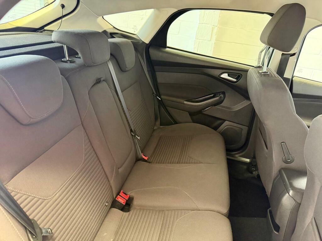 Ford Focus 1.5 Tdci Zetec Edition Euro 6 Ss Fsh, 83Mpg Grey #18